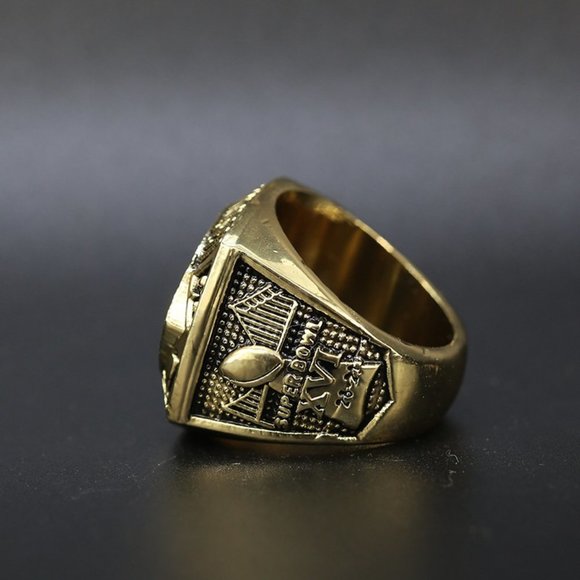 San Francisco 49ers Championship Ring SF 1981 Super Bowl Fan Edition Mon… - Picture 2 of 3